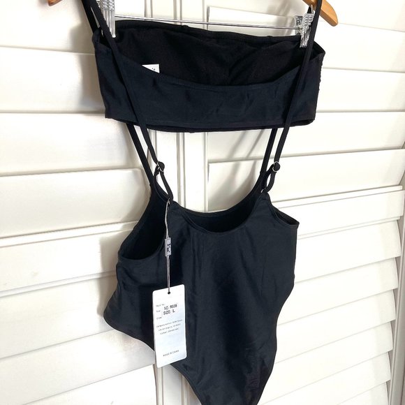 *BRAND NEW* Foxblood Jump Around Two Piece Suspender Swimsuit - Picture 5 of 7